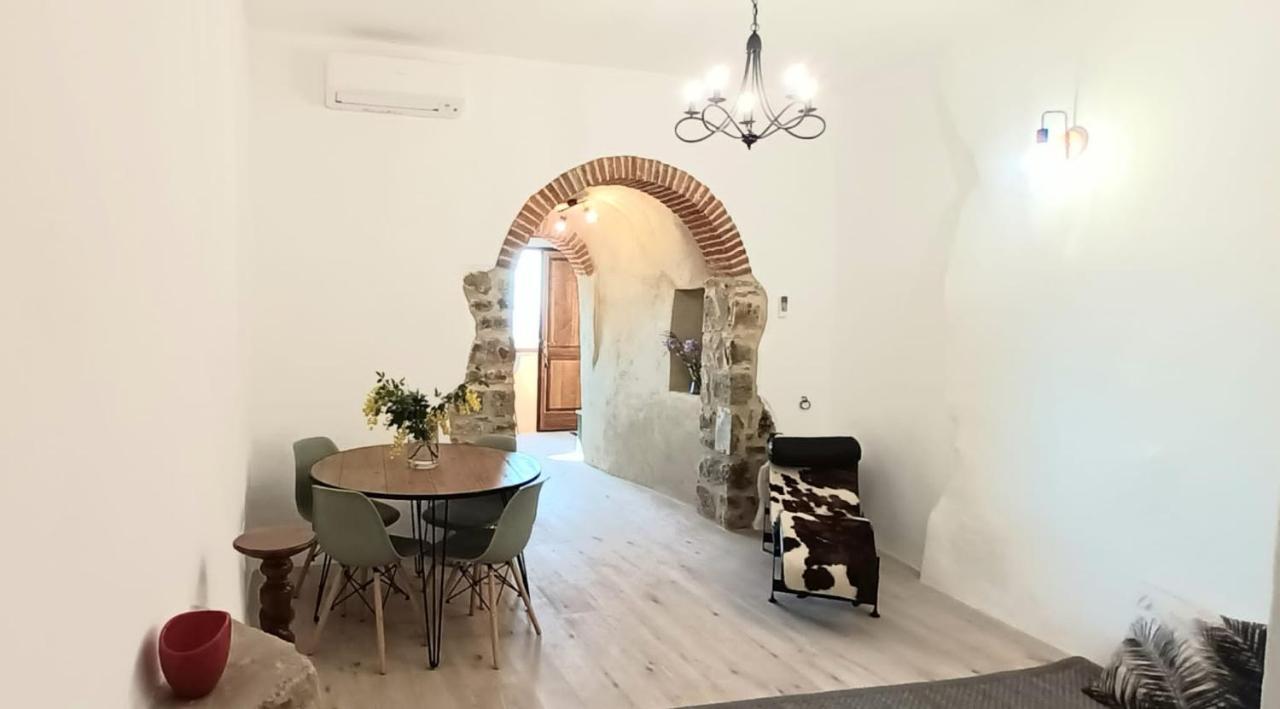 Montegiovi Casa Angolo Cantina Nel Castello מראה חיצוני תמונה
